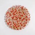 Sottobicchiere retrò con motivo floreale e bordi ondulati in bianco e rosso - 16#-Piatto Ondulato Fiori Rossi Gialli (M)