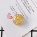Pendentif rond en résine avec fleur séchée jaune et détails en feuilles d'or - Style Floral Rond Jaune (20#)