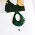 Detail of dark green teardrop resin pendant for DIY jewelry with pre-drilled hole - Dark Green (3#)