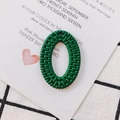 Grüner ovaler Anhänger mit Flechtstruktur für Ohrringe und DIY-Schmuck aus Acrylmaterial - Dunkelgrün