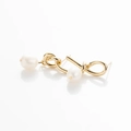 Elegante goldene Knoten-Ohrstecker für Damen mit runden weißen hängenden Perlen - Gedrehter Knoten Kunstperle Ohrstecker Stil (YLEH-0055-H76) / Gold