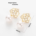Élégantes boucles d'oreilles fleur perle pour femme avec mesures de taille précises - Style Perle Artificielle Strass Principal Floral (YLEH-0055-H72) / Or