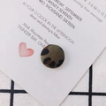 Accessorio per orecchini a bottone in tessuto leopardato rotondo marrone e oliva - M / Taglia 7
