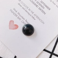 Nahaufnahme eines polierten schwarzen runden Acryl-Cabochons für DIY-Ohrring-Zubehör - 4# Schwarz