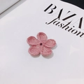 Flor de punto rosa de cinco pétalos para accesorios de cabello y joyería artesanal - Rosa