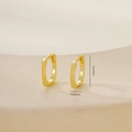 Detail view of gold rectangular earring hoops with 1.4cm height and matte texture - One Pair / Gold (E071338k4)