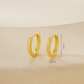 Close-up of golden huggie earrings with detailed dimensions of 1.1cm height and 0.2cm thickness - One Pair / Gold (E071301k4)