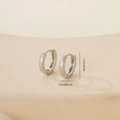 Close-up of polished silver hoop earrings with dimensions 1.1cm diameter and 0.2cm width - Minimalist Smooth Hoop-Silver(E071151-4bkb)