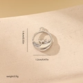 Macro view of silver camel ring pendant with clear zircon inlay and dimensions - Double Camel Moon Style (MYYX00711) - Platinum