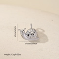 Macro detail of a 1.4cm silver snail pendant with white enamel for DIY jewelry making - Snail Style (MYP21606(i-G1)) / White Gold