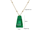 Collar de malaquita con colgante trapezoidal y cuentas doradas en acero inoxidable - Malaquita