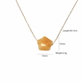 Detail of star-shaped orange stone necklace with 40+5cm golden chain and 10mm pendant - Orange Yellow Star Style (3)