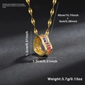 Vista macro della collana a cuore in ottone placcato oro 18k con zirconi arcobaleno e catena - Stile Cuore Pietra Arcobaleno (XL11101)