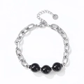 Bracciale a catena in acciaio inossidabile con perle di onice nera e placcatura oro 18K - Stile Tre Perline Nere (YB869-S)