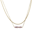 Dettaglio della collana a doppio strato in oro 18K con perline viola ed elegante catena - Oro Viola (YN1036G-PUR)