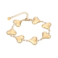 Detailansicht des 18K vergoldeten Herzarmbands mit Karabinerverschluss und Anhänger - Herz Armband / Gold (YB-1083-G)