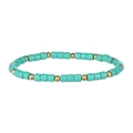 Detalle de pulsera elástica bohemia con cuentas en color verde azulado y dorado alternas - Verde Turquesa
