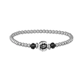 Primer plano de cuentas plateadas y cristales negros facetados en una pulsera elástica - Cuentas de Metal Plateadas con Cuentas Facetadas Negras