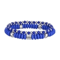 Detalle de pulseras elásticas de arcilla azul y cuentas plateadas de acero inoxidable - Azul Real (YB1179S-BLU)