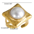 Detail of gold square ring with large white pearl and hammered texture finish - Ring (SR0614G) / Gold
