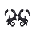Détail de boucles d'oreilles en acrylique noir avec motifs de spirales gothiques et fini poli - Retro Vine Pattern
