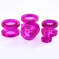 Detailansicht von rosa Glitzer-Acryl Double Flare Fleischtunnel für das Ohr-Piercing - US 2 / Lila