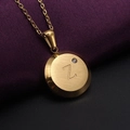 Collar minimalista de oro con colgante redondo letra Z y pequeña piedra de circón - Dorado Z