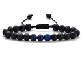 Detalle de pulsera trenzada ajustable con piedras de lava y cuentas de ojo de tigre azul - Matte Black And Blue Tiger Eye