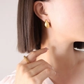 Boucles d'oreilles goutte d'eau dorées évidées de style français au design épuré - Boucles d'oreilles dorées (F109)