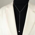 Zilveren lange Y-vormige ketting met parelhanger op klassieke zwarte coltrui - 37+5cm / Staal Kleur (P611)