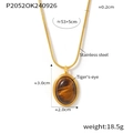 Goldene Edelstahl-Schlangenkette mit ovalem Tigerauge-Stein-Anhänger im Detail - Goldfarbene Tigerauge Anhänger Halskette (P2052)