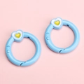 Mousquetons ronds bleu clair avec accents de cœur blanc et jaune pour porte-clés DIY - Bleu