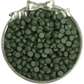 Perles en acrylique mat vert foncé sur plateau argenté pour la création de bijoux DIY - 50 Pcs/Paquet / Vert Armée