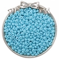 Perles de rocaille bleu ciel 5mm pour bijoux DIY présentées sur un plateau métallique - 10g/Paquet (env. 60 pièces) / Bleu ciel