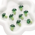 Lot de 9 pendentifs champignons en verre vert à pois blancs pour création bijoux - 1 Pièce/Paquet (15x26mm) / Vert Solide