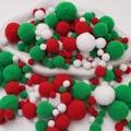 Mix van rode, groene en witte pluche pompons voor kerstknutselen en decoraties - 1-3cm Kerst Serie 200st/Pak
