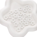 White 16mm floral glass beads with center hole for creative DIY jewelry making - 1 Piece/Pack (Diameter 16mm, Hole 4.5mm) / White