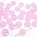 Cuentas de flores de trébol rosa translúcido para joyería DIY con detalle de agujero - Paquete de 10 / Violeta Claro
