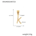 Ciondolo lettera K in rame placcato oro 18k con zirconi incastonati scintillanti - Lettera K