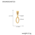 Pendente ovale in rame placcato oro 18k con zirconi e dettagli sulle dimensioni - Lettera O