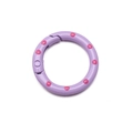 Anneau porte-clés en alliage violet à pois roses avec finition émail brillant - Violet