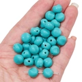 Perles acryliques turquoise irrégulières avec trou central pour création de bracelets - Vert Paon