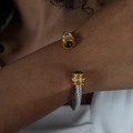 Bracelet torsadé bicolore avec zircons verts et détails pavés en or et argent brillant - Style Simple Couche / Zircon Vert