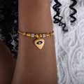 Goldenes 18k Evil Eye Herz-Armband mit Kristallperlen am Handgelenk der Frau - Herz Strahlend Blau Stil (E450-Blau Tropf Gold)