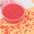 Perline di vetro rosa satinato da 2mm in contenitore tondo per gioielli fai da te fatti a mano - Rosso