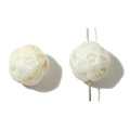 Dettaglio di perle acriliche opale bianco con trama intrecciata per creazione gioielli - 11mm (5 Pezzi/Confezione) / Beige