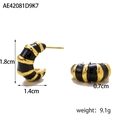 Detailed view of C-shaped striped enamel earrings with size and weight measurements - Black (AE42081D9K7)
