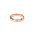 Detailed macro view of rotatable rose gold spinner ring set with sparkling white zircons - US 6 / Rose Gold