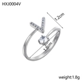 Bague ajustable lettre V en argent avec pierres zircons et détails de taille - Lettre V / Acier