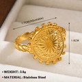 Verstellbarer goldener Edelstahlring mit Sonnenmotiv auf weißer Schmuckschachtel - Einstellbar Offen / Gold Herz